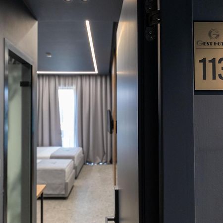 Gest Hotel Radhimë Exteriér fotografie