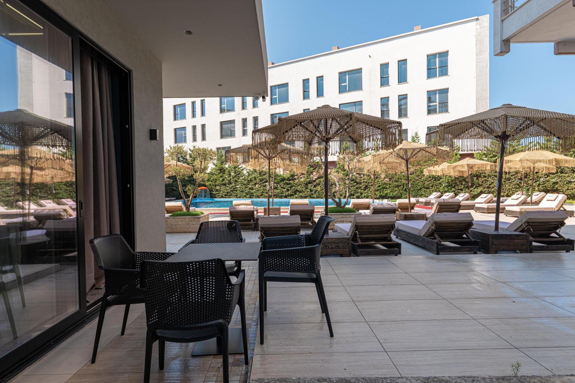Gest Hotel Radhimë Exteriér fotografie