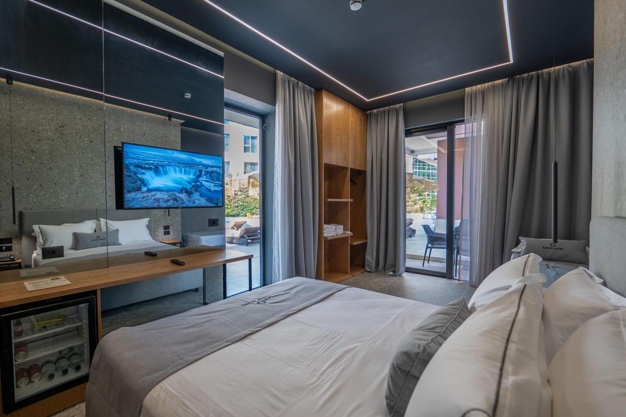 Gest Hotel Radhimë Exteriér fotografie